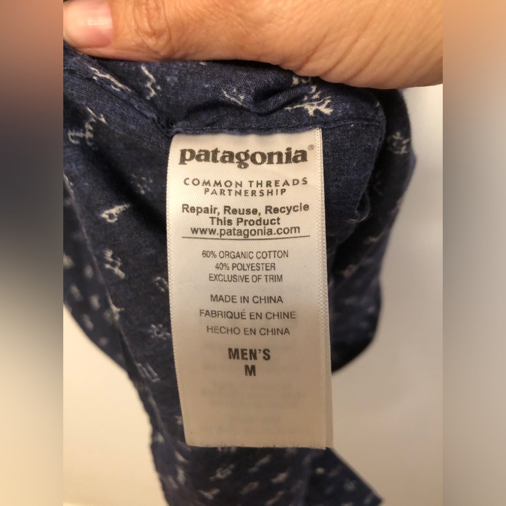 Patagonia Shirt Mens Medium Blue Nautical Short Sleeve Button Up Organic Cotton - Picture 10 of 10